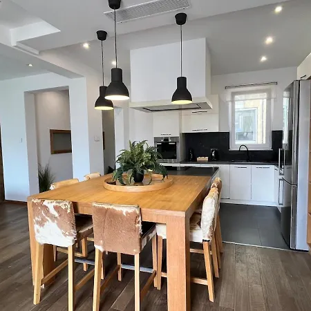 Spacious 2 Bed Overlooking Spinola Bay * Saint Julian's