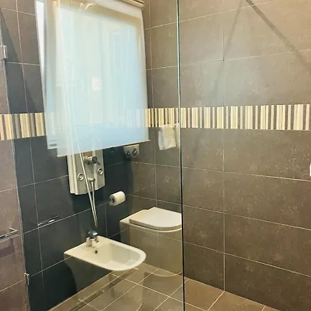 Spacious 2 Bed Overlooking Spinola Bay * Saint Julian's