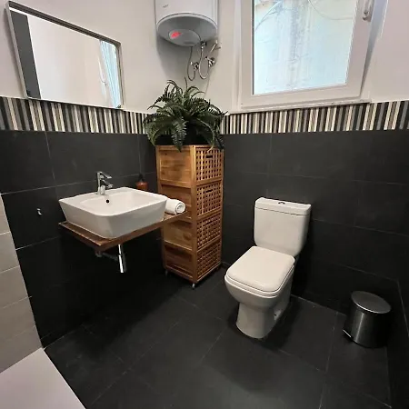 Spacious 2 Bed Overlooking Spinola Bay * Saint Julian's
